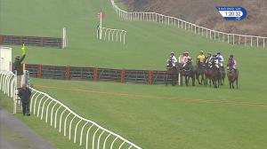 Video preview image for Exeter 13:20 - Smarkets Handicap Hurdle (4)