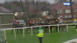 Video preview image for Aintree 12:25 - Betway Handicap Chase (Qualifier) (3)