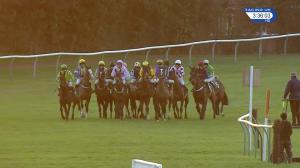 Video preview image for Warwick 15:35 - M-Tec Consulting Group Standard Open National Hunt Flat (5)