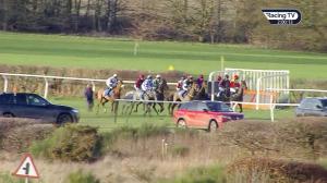 Video preview image for Ludlow 14:00 - G C Rickards Ltd EBF Mares' 'National Hunt' Novices' Hurdle (Qualifier) (4)