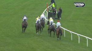 Video preview image for Kempton Park 14:30 - Unibet Christmas Hurdle (Grade 1) (1)