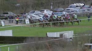 Video preview image for Warwick 14:35 - Lps Conditional Jockeys' Handicap Hurdle (Qualifier) (4)