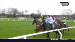 Video preview image for Cheltenham 13:25 - Betbright Dipper Novices' Chase (Grade 2) (1)