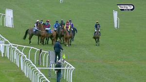 Video preview image for Exeter 16:05 - David Lewis Steam Coal Maiden Open National Hunt Flat (5)