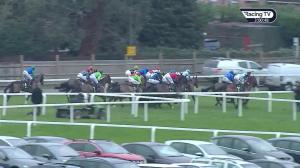 Video preview image for Sandown Park 15:00 - Unibet Veterans' Handicap Chase (Series Final) (2)