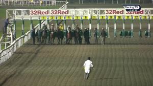 Video preview image for Kempton Park 18:45 - 32Red On The App Store Handicap (4)
