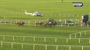 Video preview image for Bangor-On-Dee 15:25 - Stella Artois Supporting Bangor-on-Dee Novices' Hurdle (4)