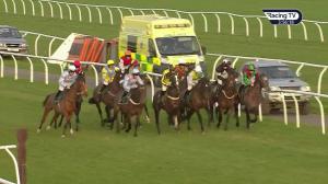 Video preview image for Bangor-On-Dee 15:55 - Budweiser Standard Open National Hunt Flat (5)