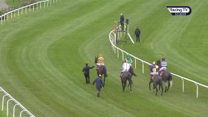 Video preview image for Kempton Park 12:20 - Unibet Juvenile Hurdle (4)