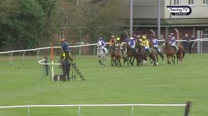 Video preview image for Warwick 12:40 - Trial Racing TV For Free Now Novices' Handicap Hurdle (4)