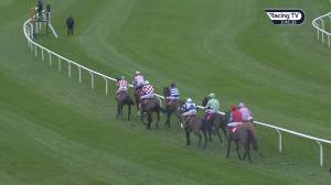 Video preview image for Kempton Park 15:45 - Unibet Handicap Hurdle (3)