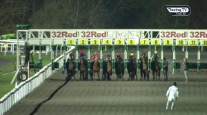 Video preview image for Kempton Park 19:45 - racingtv.com Handicap (5)