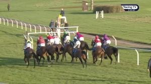 Video preview image for Wincanton 14:25 - Healthy Pets Somerset National Handicap Chase (3)