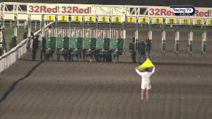 Video preview image for Kempton Park 16:45 - 100% Profit Boost At 32redsport.com Handicap (5)
