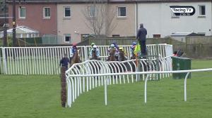 Video preview image for Kelso 14:55 - William Hill Leading Racecourse Bookmaker Novices' Hurdle (4)