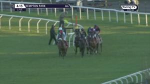 Video preview image for Kempton Park 16:15 - Matchbook Betting Podcast Mares' Handicap Hurdle (4)