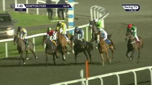 Video preview image for Kempton Park 19:45 - 100% Profit Boost At 32redsport.com Handicap (5)