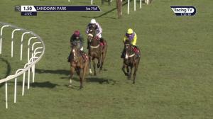 Video preview image for Sandown Park 13:50 - Agetur UK Kingmaker Novices' Chase (Grade 2) (1)