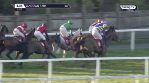 Video preview image for Sandown Park 16:05 - Starsports.Bet Handicap Chase (Qualifier) (3)