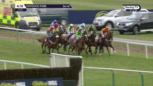 Video preview image for Haydock Park 16:10 - Albert Bartlett Prestige Novices' Hurdle (Grade 2) (1)