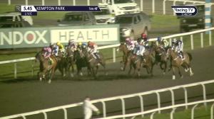 Video preview image for Kempton Park 17:45 - 32Red Casino Handicap (5)