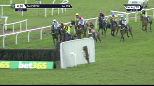 Video preview image for Taunton 16:50 - Roy Dunn Memorial Handicap Chase (5)
