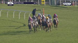 Video preview image for Kempton Park 15:00 - Sky Bet Dovecote Novices' Hurdle (Grade 2) (1)