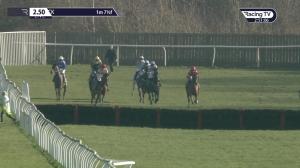 Video preview image for Catterick Bridge 14:50 - Racing TV Club Day Here Today Maiden Hurdle (Qualifier) (5)