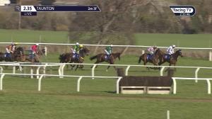 Video preview image for Taunton 14:35 - Invest Southwest Novices' Hurdle (4)