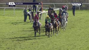 Video preview image for Taunton 15:10 - Newton King Novices' Handicap Hurdle (4)