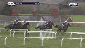 Video preview image for Taunton 16:20 - Subaru Handicap Hurdle (3)