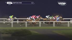Video preview image for Kempton Park 17:55 - 32Red Casino Handicap (5)