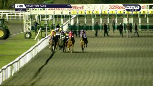 Video preview image for Kempton Park 19:00 - 32red.com Handicap (5)