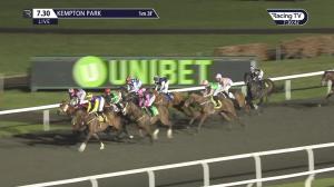 Video preview image for Kempton Park 19:30 - 32Red Handicap (Qualifier) (4)