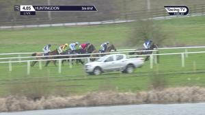 Video preview image for Huntingdon 16:05 - Cambridgeshire National Handicap Chase (3)