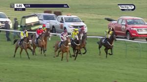 Video preview image for Ayr 17:05 - Magners Irish Cider Handicap Chase (4)