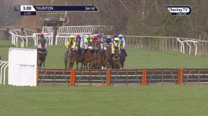 Video preview image for Taunton 15:00 - William Hill 5 Places All Cheltenham Handicaps Maiden Hurdle (4)