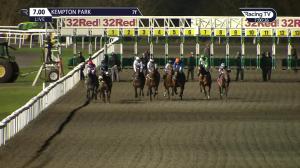Video preview image for Kempton Park 19:00 - 32red.com Handicap (4)