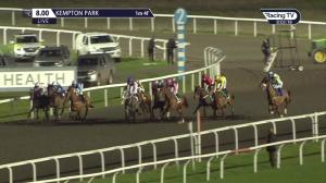 Video preview image for Kempton Park 20:00 - 32Red On The App Store Classified Stakes (6) (Div 1)