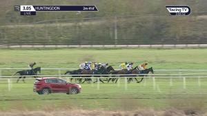 Video preview image for Huntingdon 15:05 - First For Cheltenham Specials Starsports.Bet Mares' Handicap Hurdle (4)