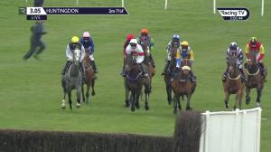 Video preview image for Huntingdon 15:05 - Mansionbet Novices' Handicap Chase (4)