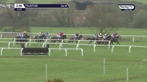 Video preview image for Taunton 14:50 - Cornish Rock Gin Rnli Handicap Hurdle (4)