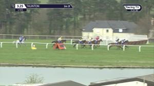 Video preview image for Taunton 15:25 - Chetwood Wealth Management Novices' Handicap Chase (4)