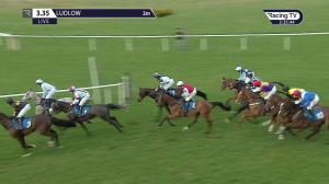 Video preview image for Ludlow 15:35 - Windsor Clive International Novices' Hurdle (4)
