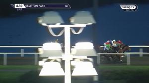 Video preview image for Kempton Park 18:30 - 32Red On The App Store Fillies' Novice Stakes (5) (Div 1)
