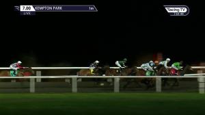 Video preview image for Kempton Park 19:00 - 32Red On The App Store Fillies' Novice Stakes (5) (Div 2)