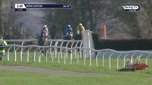 Video preview image for Wincanton 14:45 - racingtv.com Novices' Chase (4)