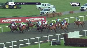 Video preview image for Kempton Park 15:15 - Matchbook Betting Podcast Rosebery Handicap (Qualifier) (2)