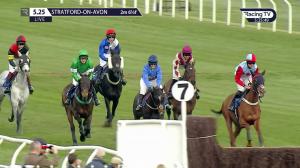 Video preview image for Stratford-on-Avon 17:25 - Inspire Exclusive Racing Club "Grassroots" Hunter' Chase (5)