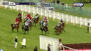 Video preview image for Cheltenham 15:50 - Arkells Brewery Nicholson Holman Chase (Novices' Limited Handicap) (3)